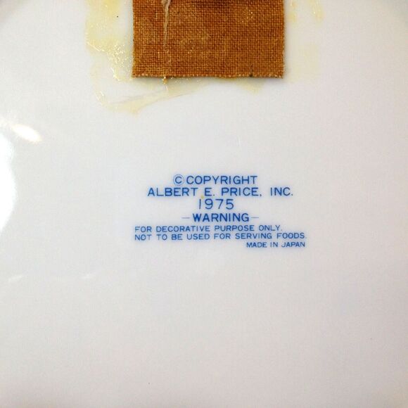 Vintage Collector Plate "This House is a Haven with Love We Disarm" Albert Price - Picture 6 of 7